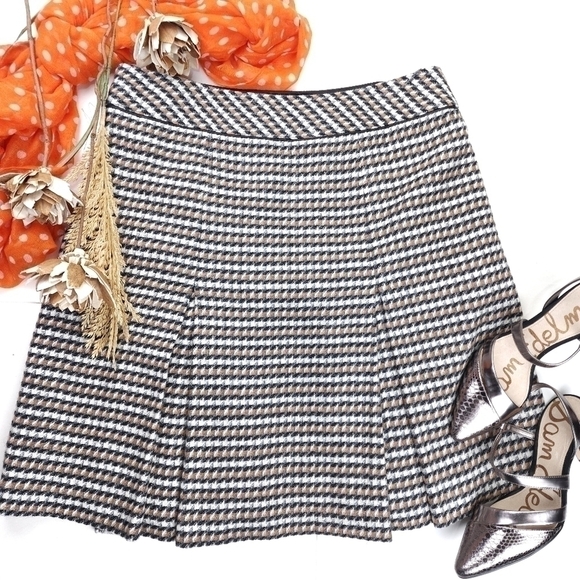 Talbots Grey White Cream Thick Plaid Pleated Knit Skirt Sz 10 - Picture 11 of 11